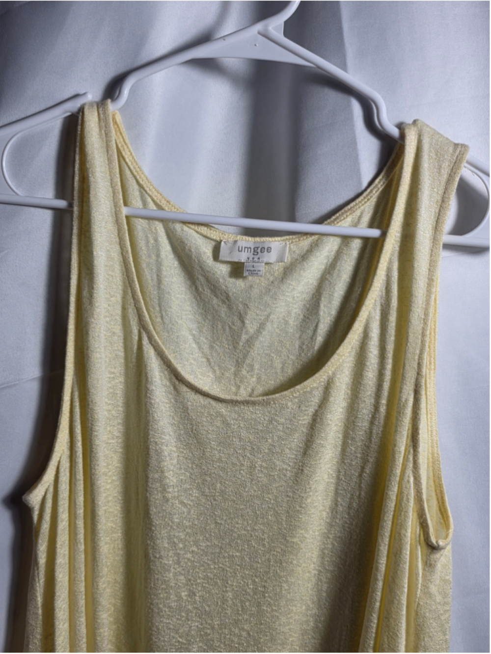 Women's Umgee Tank Top Size L Yellow White Ruffle Hem cottagecore y2k chic soft - Picture 2 of 4